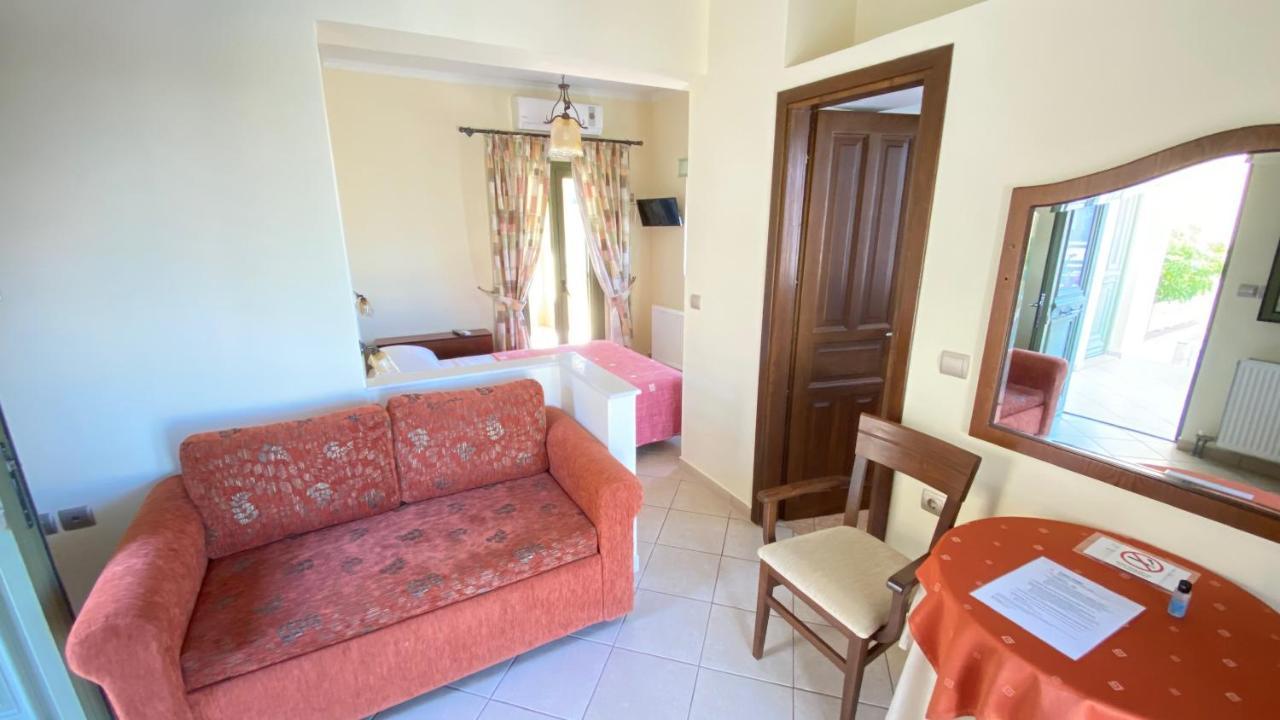 Klelia Hotel Yefira Exterior foto